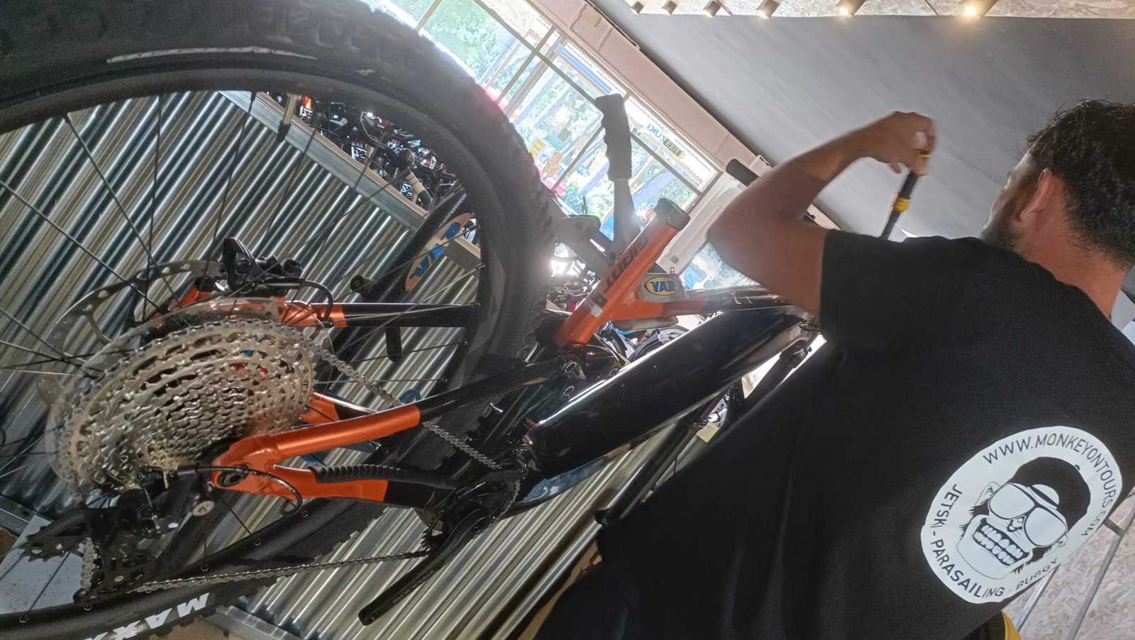 rent bike mallorca mecanico2